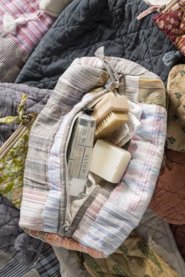 Toilettaske UNIKA quiltet patchwork m/indvendige lommer