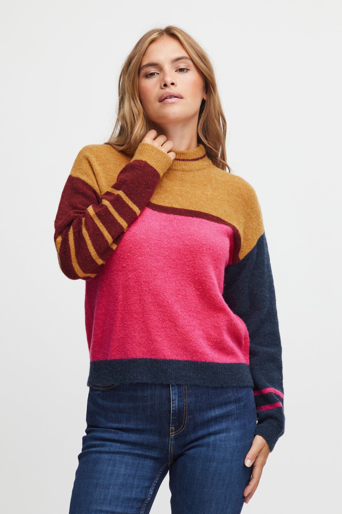 PZASTRID Color Block Pullover