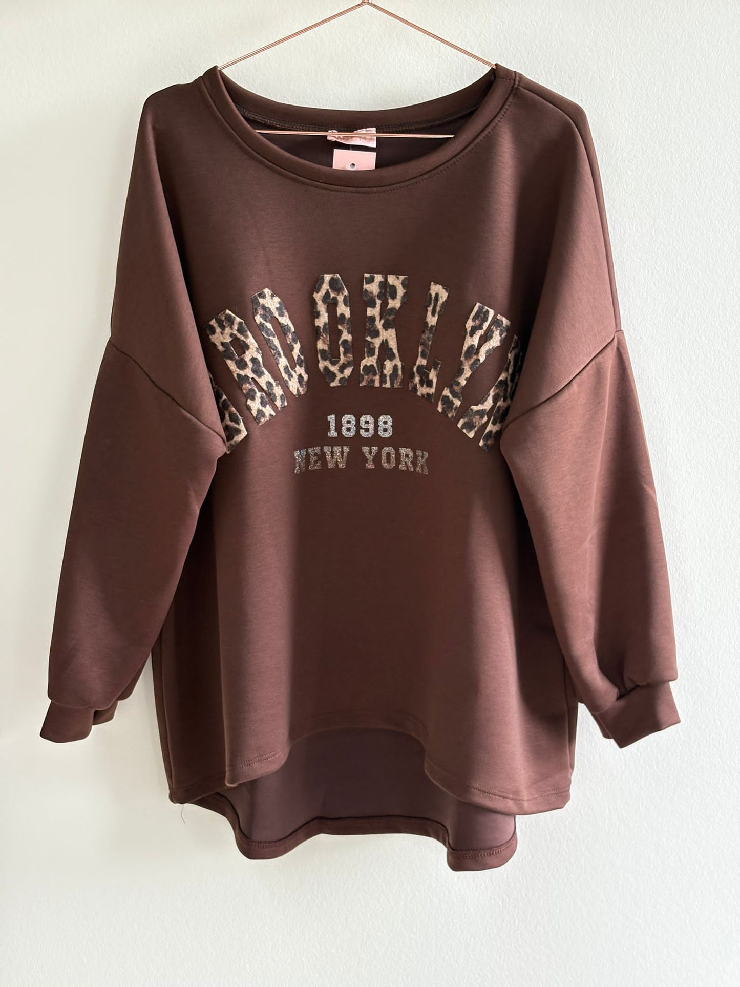 Brokelyn sweatshirt
