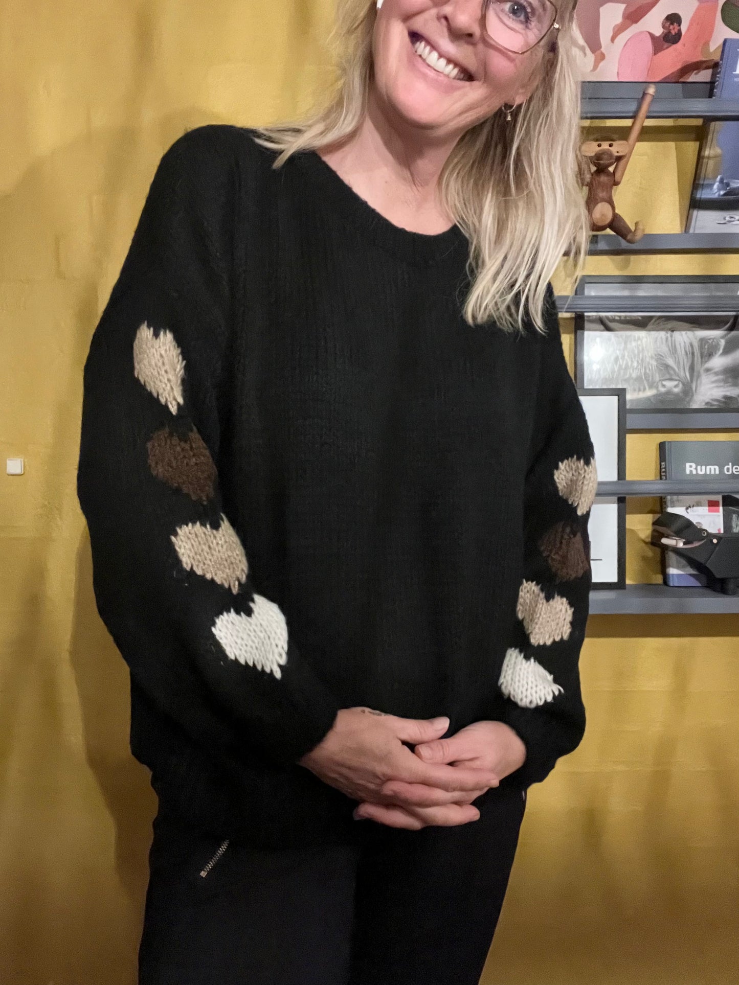 Striktrøje med hjerter